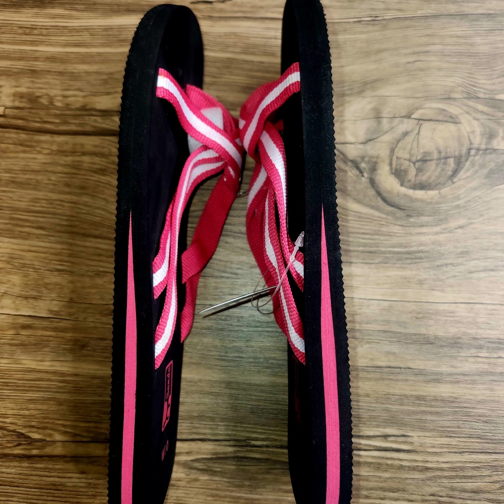 Sande Dooballo Flip Flop Sandals w/black Footbeds Hot Pink/Wht Straps Wom Sz 10 - Picture 7 of 7